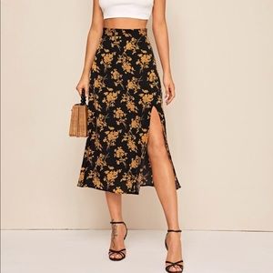 Split Thigh Floral Print Skirt